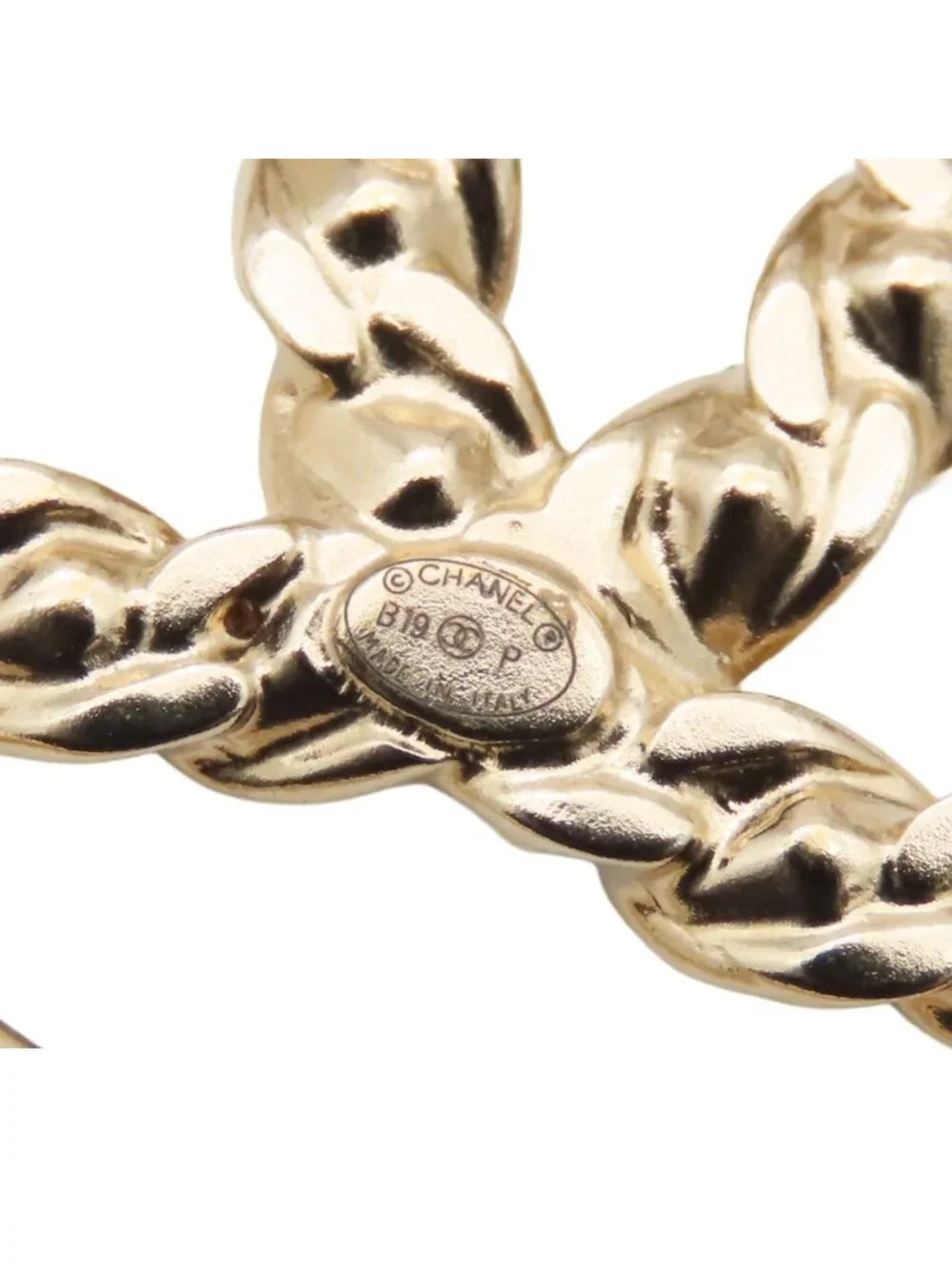 Chanel Brooch Gold Metal Rhinestone Circle CC Logo Costume